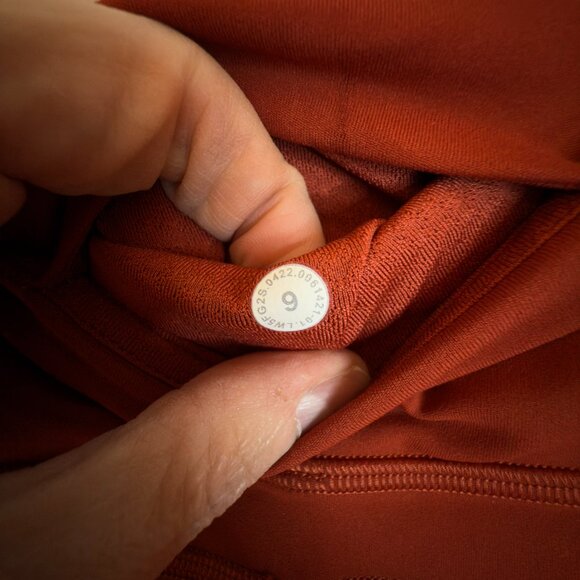 NWT Lululemon Groove Super-High-Rise Flared Pant *Nulu 32.5" in Cayenne Size 6 - Picture 6 of 6